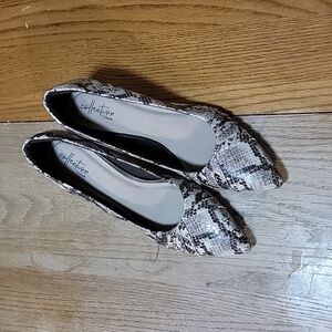 Clark's women's comfort heels